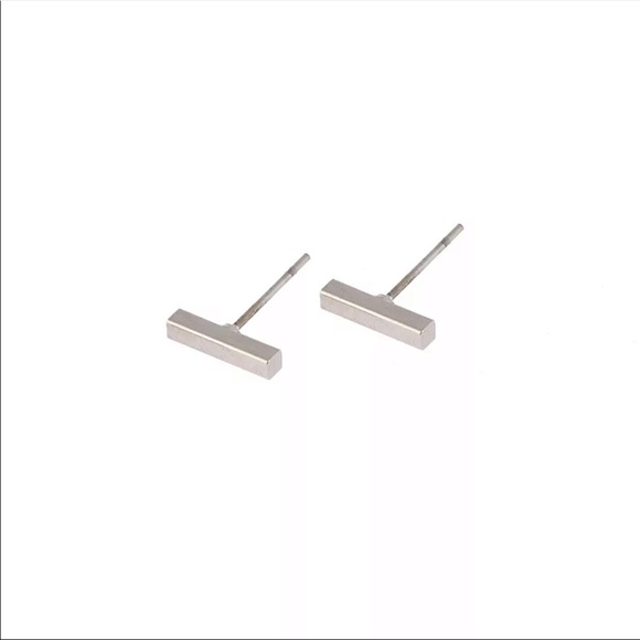 New Gold Silver Minimalism Ear Stud - Picture 4 of 4